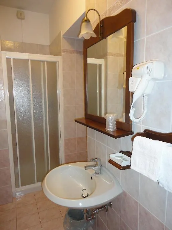 Hotel Adler Menaggio